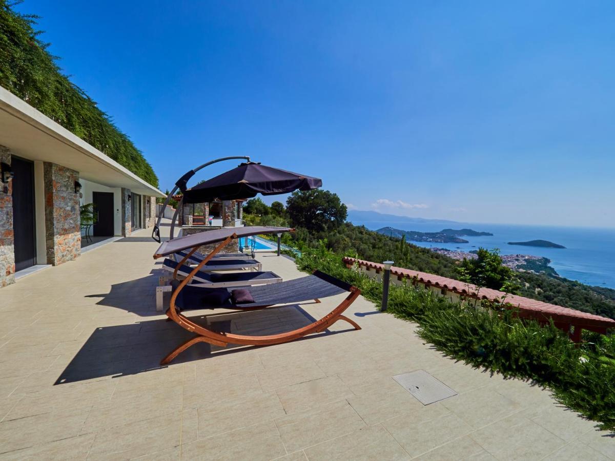 Sky Sea Resort & Villas Megali Ammos  Esterno foto